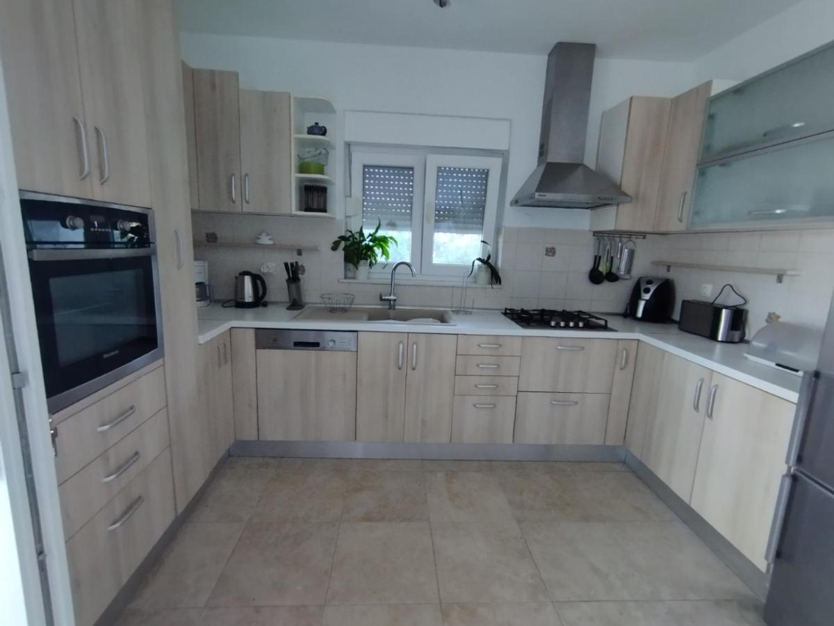 Apartmani Lucica イェゼラ エクステリア 写真