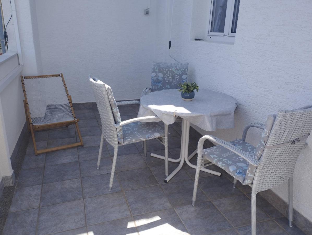 Apartmani Lucica イェゼラ エクステリア 写真