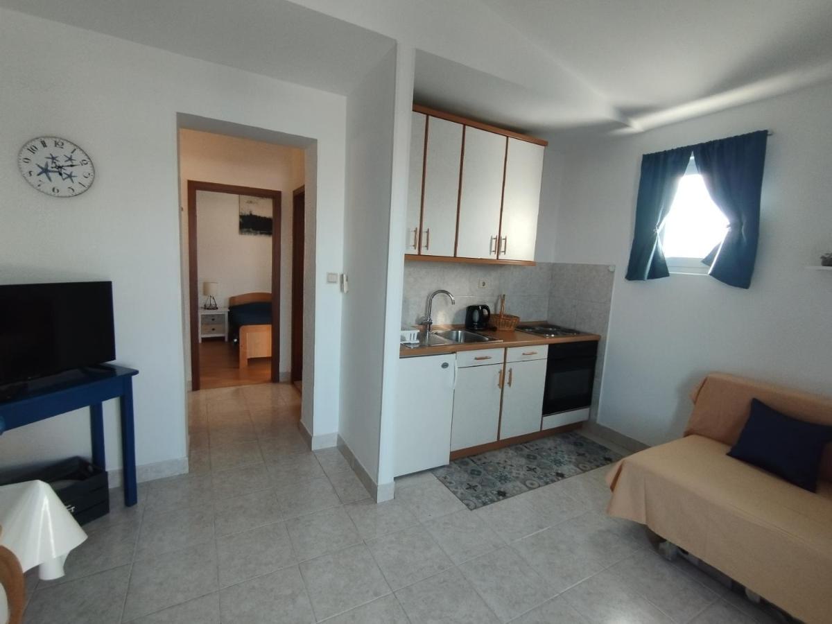 Apartmani Lucica イェゼラ エクステリア 写真