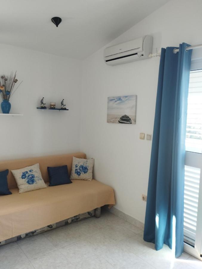 Apartmani Lucica イェゼラ エクステリア 写真